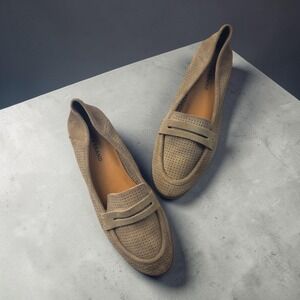 Lucky Brand Caylonp Taupe Perforated Suede Penny Loafers Womens 9M 40 LP-CAYLONP